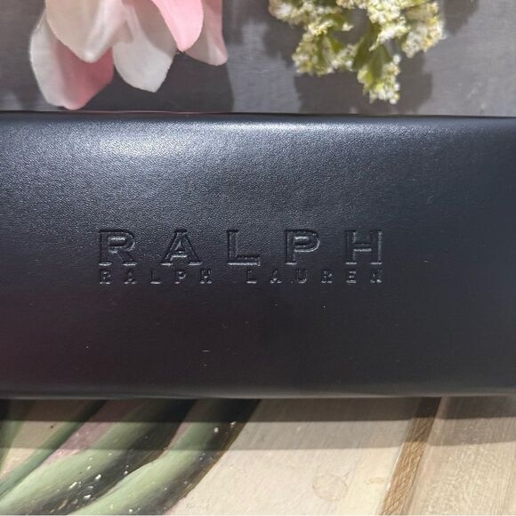 Ralph Lauren Eyeglasses Hard Case Black with Cleaning Cloth - Picture 3 of 13